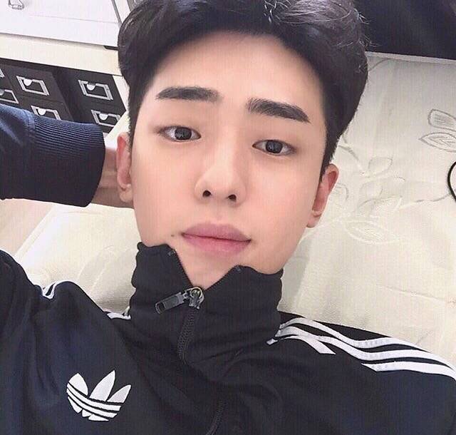 石唯超奇