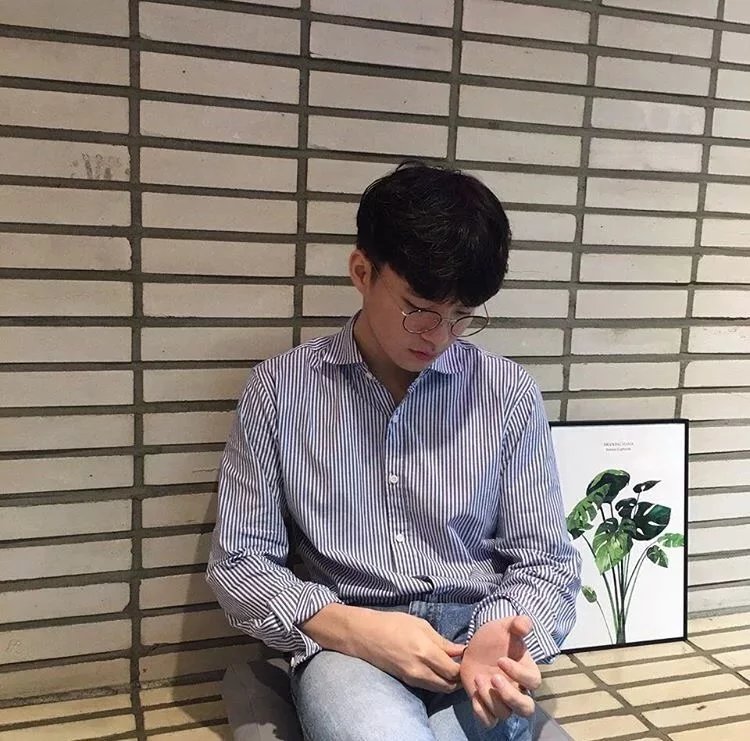 成艳梦竹