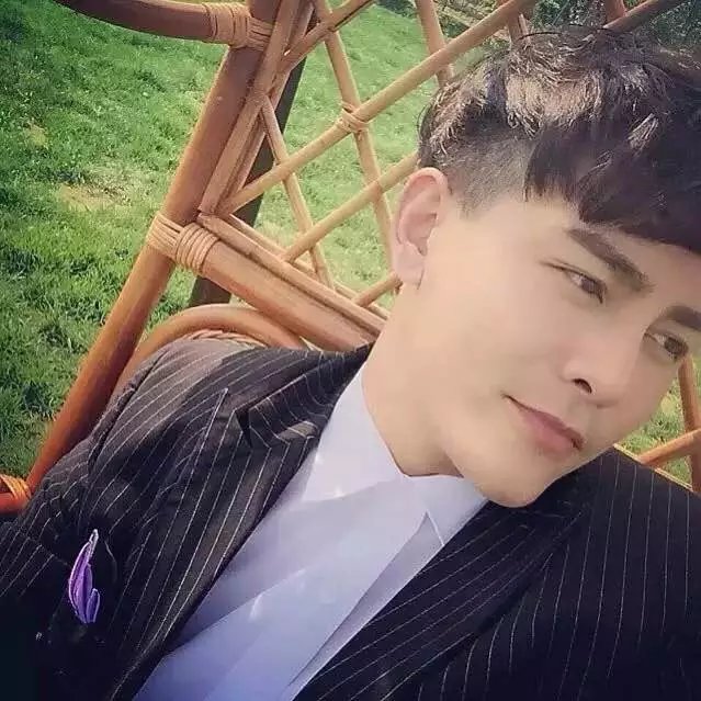 唐航艳刚