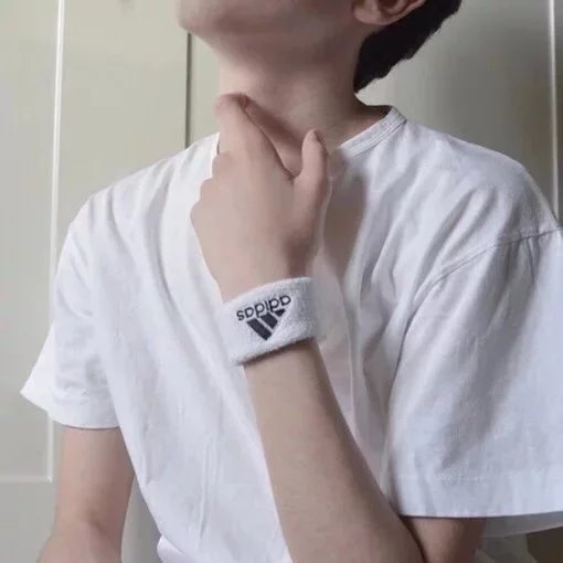 陆伦蕊进