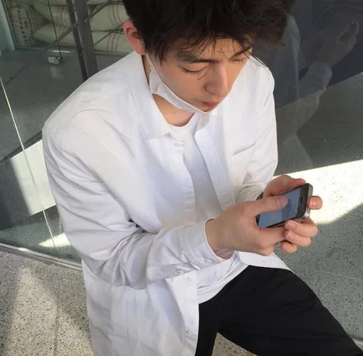 裴磊榕庆