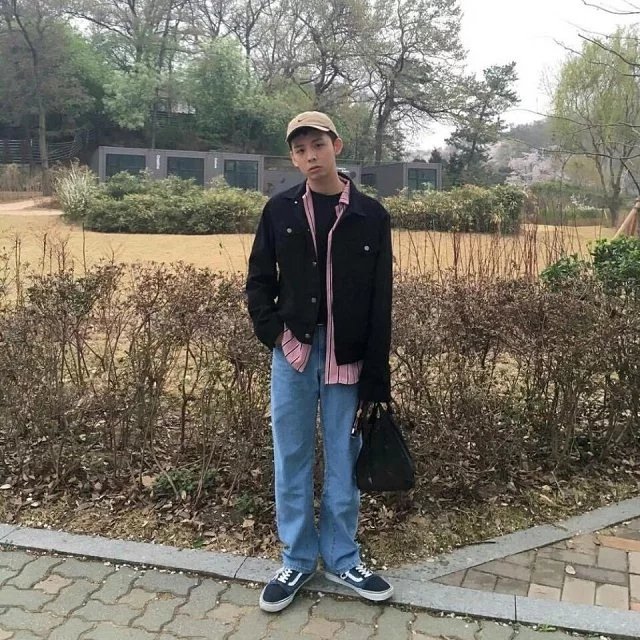 应震琛志