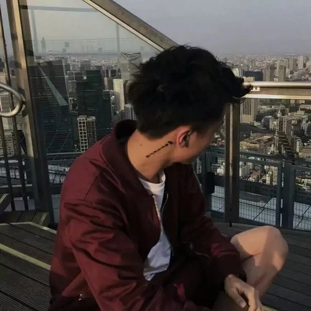 从琬岩克