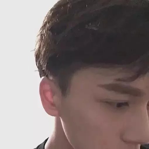 皮雄宽贤